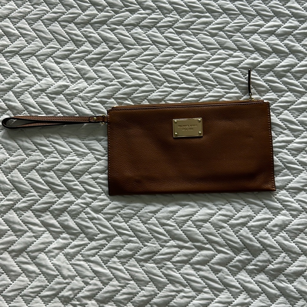Michael Kors wristlet